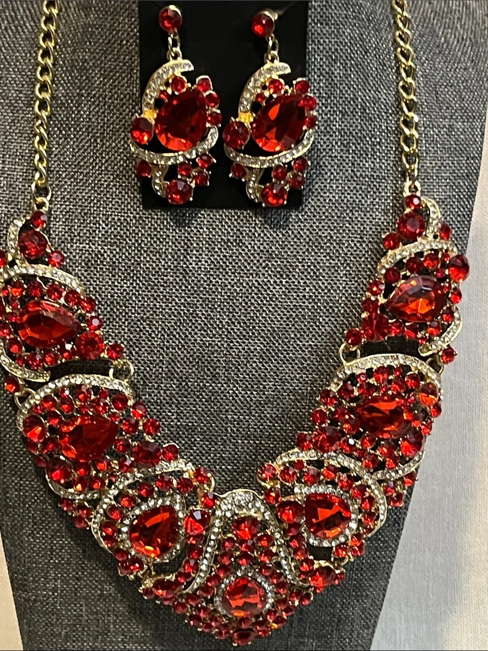 Gorgeous Red Crystal Statement Necklace and Earring Set - Gold Tone